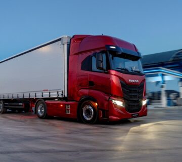 Iveco 360x320
