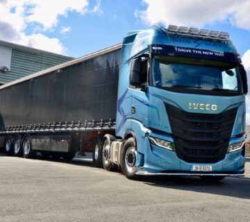 Iveco 360x320