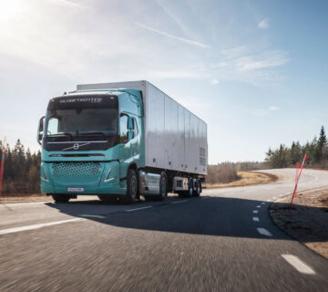 Volvo 360x320
