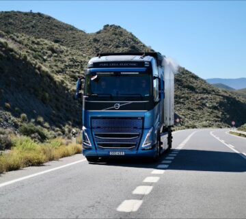 Volvo 360x320