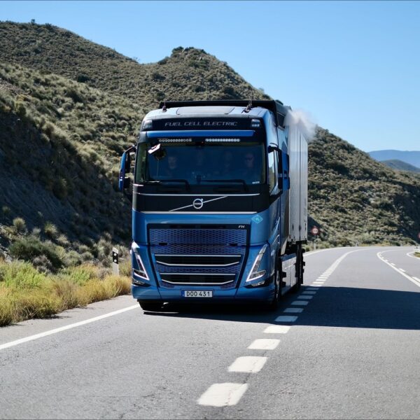 volvo.jpg Volvo jpg